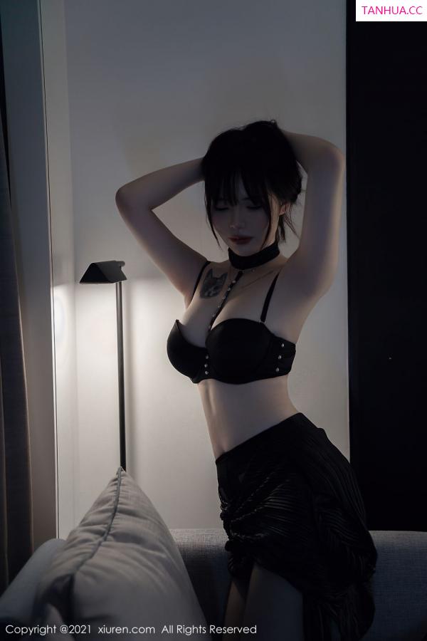 Arude薇薇  [XiuRen]高清写真图 2021.10.19 No.4080 Arude薇薇第69张图片
